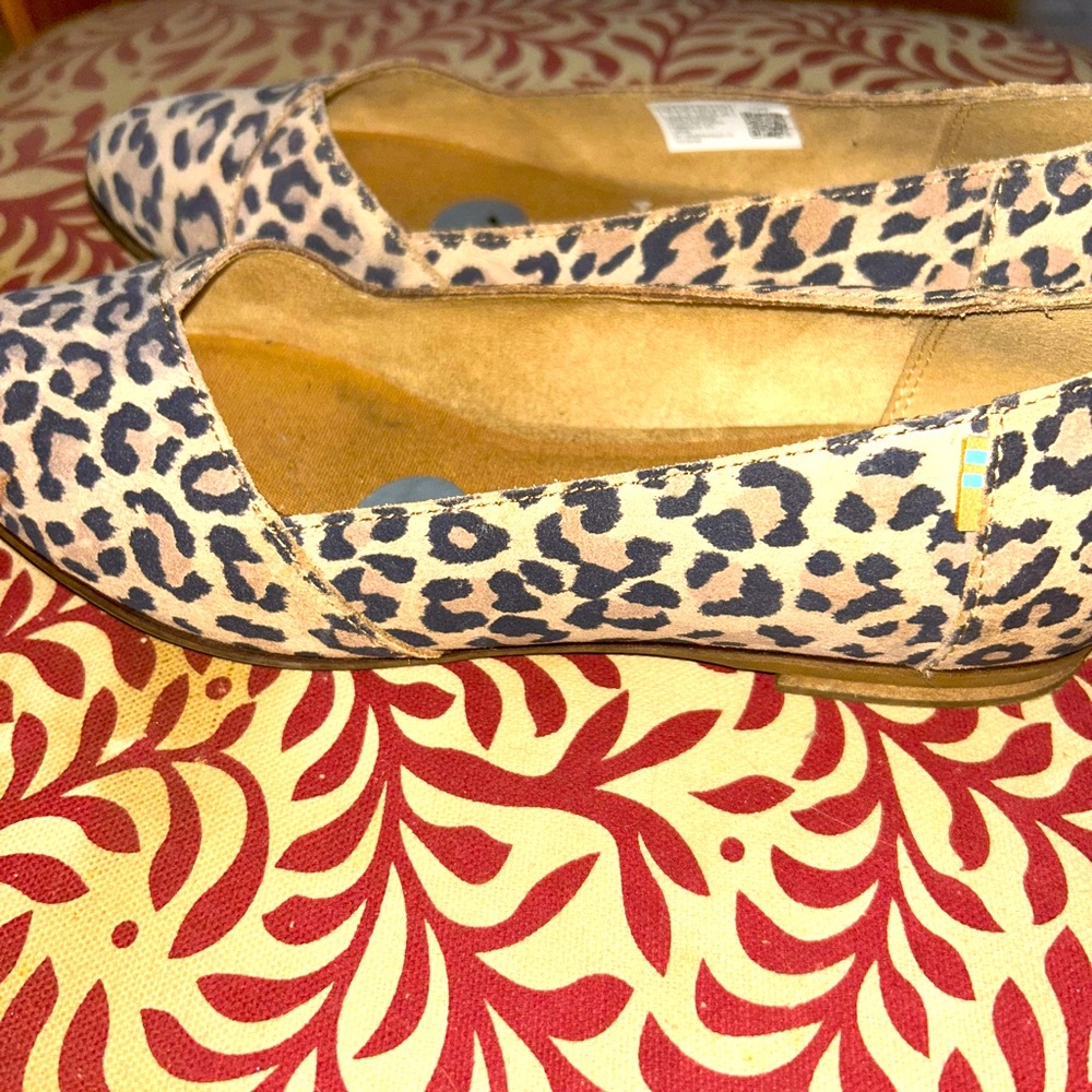 Toms cheetah flats